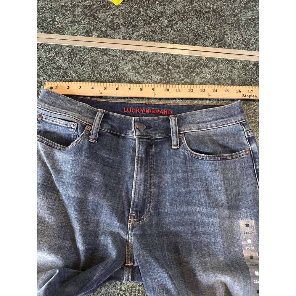 New Lucky Brand 363 Vintage Straight Jeans Mens 32x30 Blue Med Wash Denim Pants - Picture 11 of 16